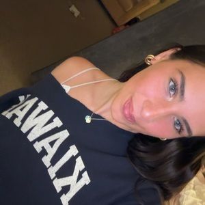 Meet your Posher, Alexia